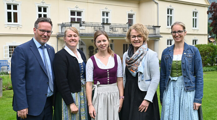 Fachschule Unterleiten feiert 80-jähriges Bestehen
