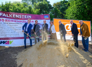 Spatenstich für nachhaltigen Wohnbau – Zehn moderne Reihenhäuser entstehen in Falkenstein