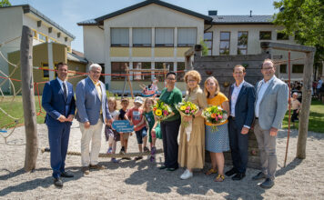 VS Persenbeug-Gottsdorf: Neugestalteter Schulfreiraum wurde eröffnet