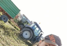 Sommer, Sonne, Erntezeit: Jungbauern bitten um Rücksicht im Straßenverkehr