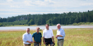 Exkursion bringt Einblicke in möglichen Nationalpark Kampwald