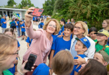 Rund 210.000 Schülerinnen und Schüler und über 22.000 Lehrkräfte starten heute in das neue Schuljahr