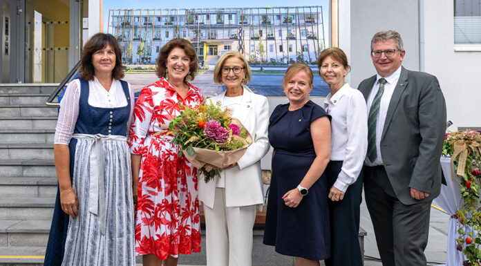 Eröffnung der klimafitten Bezirkshauptmannschaft Neunkirchen