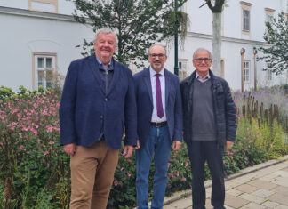 Tulln gedenkt 14 NS-Opfern der Zeugen Jehovas mit Erinnerungstafel