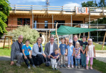 Gleichenfeier für den Ausbau der Kinderbetreuung in Groß Gerungs