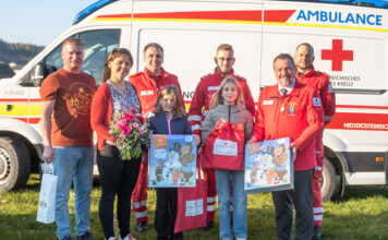 Junge Heldin zeigt, wie wichtig schnelle Hilfe ist