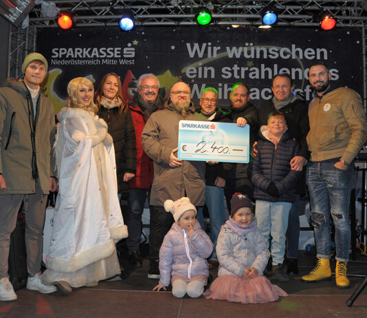 24 Fenster voller Hoffnung in St. Pölten