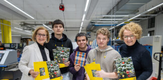 Lehrlinge der Landesberufsschule St. Pölten zur praxisnahen Ausbildung in der Amtsdruckerei im Landhaus