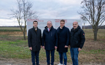 Hochwasserschutz in Niederschleinz eröffnet