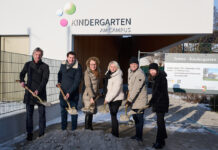 Spatenstich für Kindergartenzubau in Laxenburg