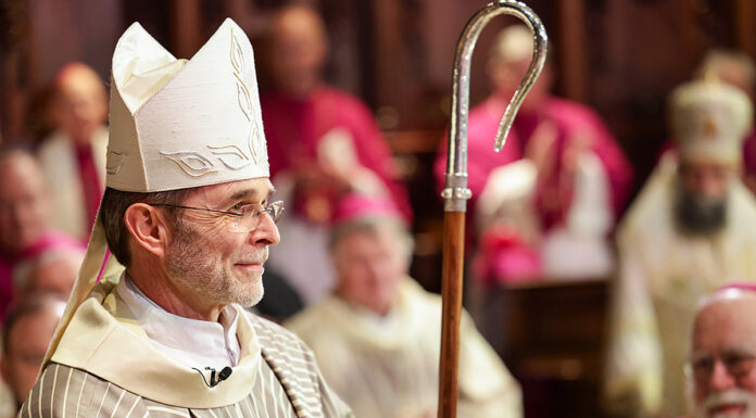 „Mit euch bin ich Christ“: Josef Grünwidl als neuer Erzbischof eingeführt