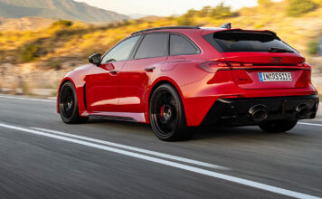 Donnergrollen unter Strom