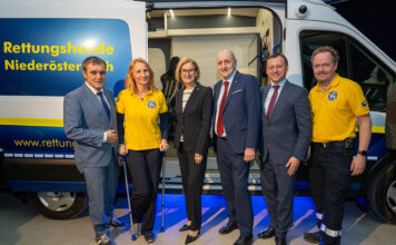 Neues Einsatzleitfahrzeug für die Rettungshunde Niederösterreich