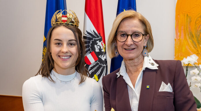 Neue Krone für NÖ Weinkönigin