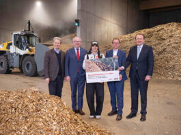 Biomasseheizkraftwerk in Betrieb genommen