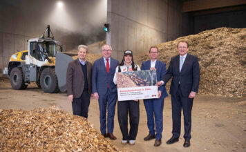 Biomasseheizkraftwerk in Betrieb genommen