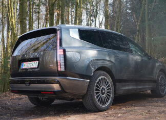 Elektrischer Luxusliner