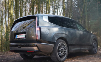 Elektrischer Luxusliner