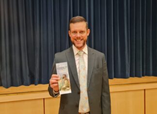 Gedenkfeier zum Todestag Jesu im Volkshaus Ebelsberg