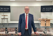 Die Antwort im März: Wer wird die Erde retten?