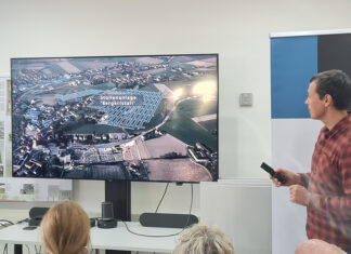 Betroffenheit beim Themenrundgang Glaube im KZ in Gusen