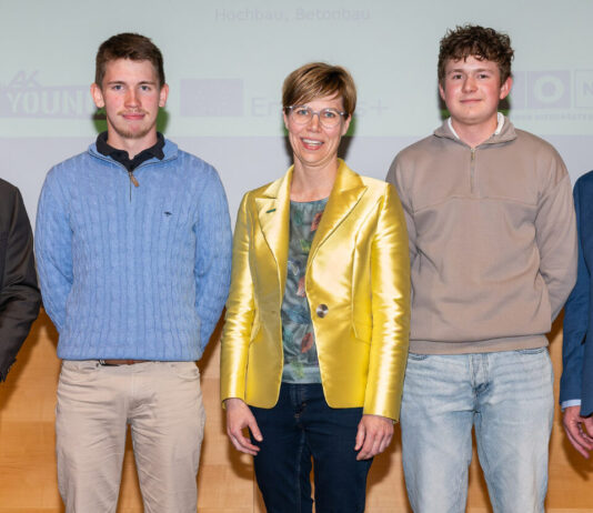 139 Lehrlinge gehen kostenlos ins Ausland