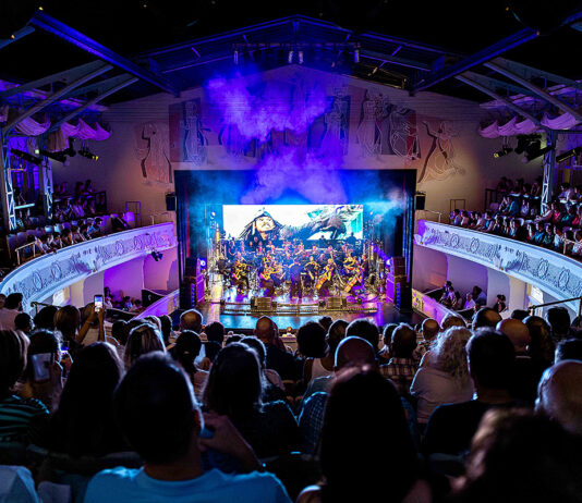 Sterne, Glas und große Stimmen in Baden