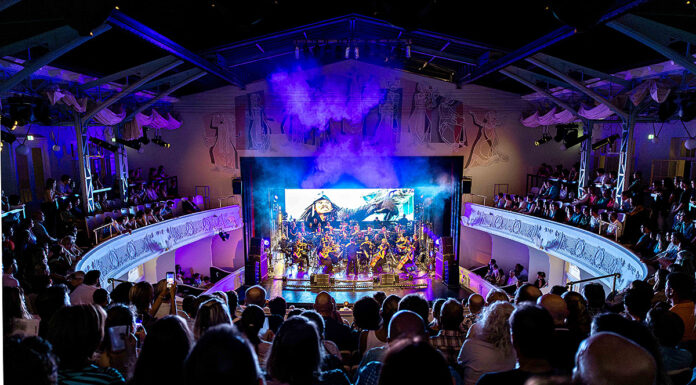 Sterne, Glas und große Stimmen in Baden