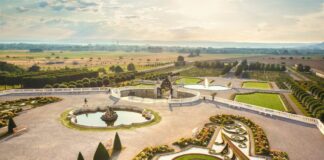 Barockgarten als Gesamtkunstwerk auf Schloss Hof