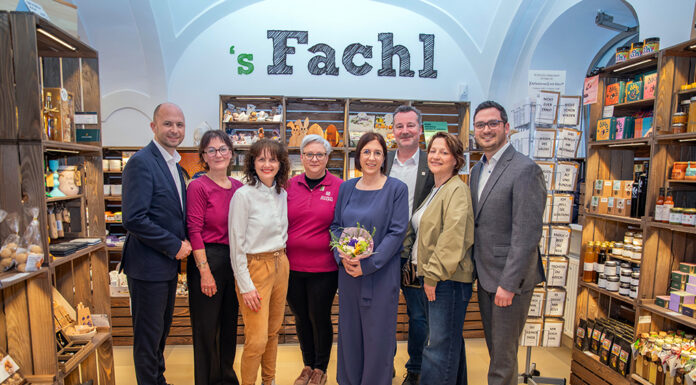Fachl Eck Melk und Drogerie G´sundheitsPharm feierlich eröffnet