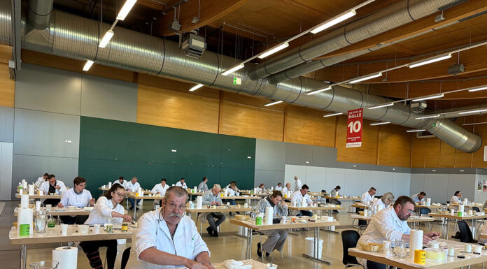 Genuss auf höchstem Niveau: Fachjurys verkosten für „Das Kasermandl in Gold“ und „Das goldene Stanitzel“