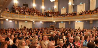 Bulgarien 12 Points: Standing Ovations für die „Gala der bulgarischen Kultur und Musik“