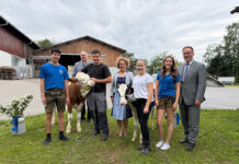 Feier zum 90-Jahr-Jubiläum der Fachschule Gießhübl