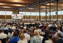 68 Zeugen Jehovas in Amstetten laden zum Kongress „Ewiges Glück“