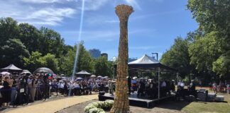 Beeindruckendes Mahnmal im Tiergarten Berlin übergeben