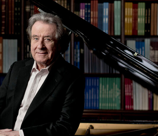 Rudolf Buchbinder gastiert im Stadttheater Baden