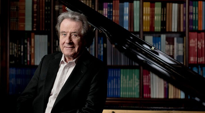 Rudolf Buchbinder gastiert im Stadttheater Baden