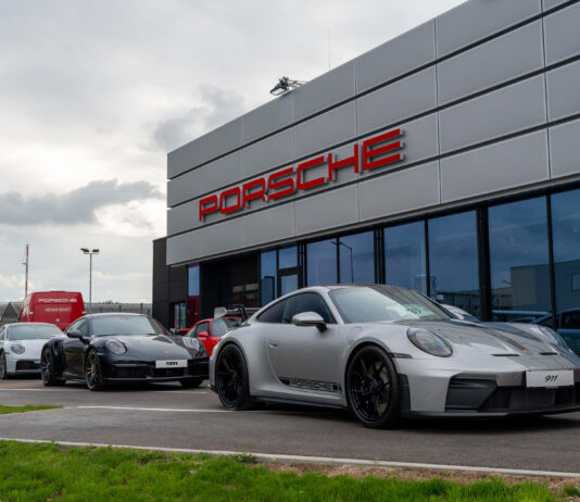 Neuntes Porsche Zentrum in St. Pölten eröffnet