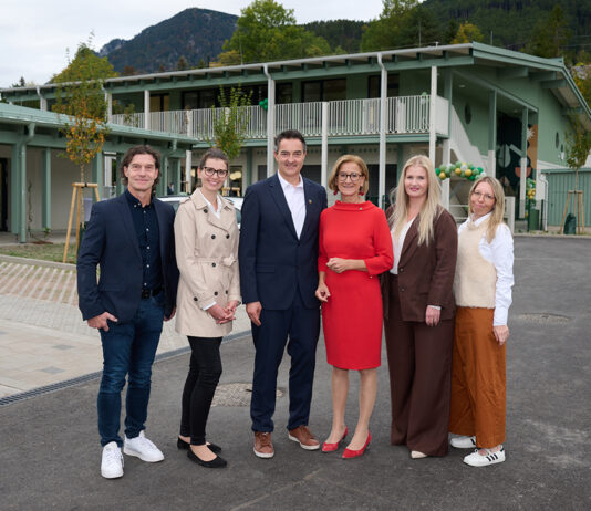Neuer Kindergarten und neues Ärztehaus in Payerbach eröffnet